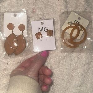 Elegant Brown Earrings Set